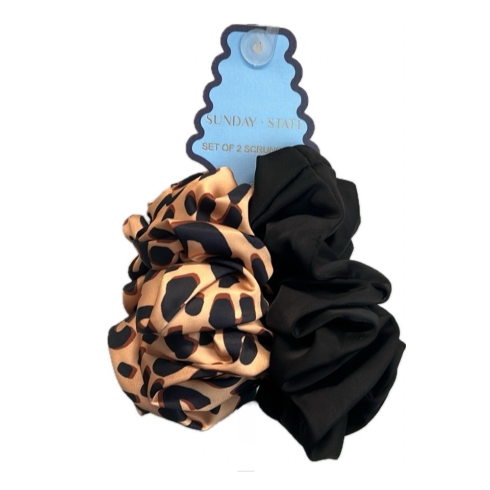 NWT ⚜️🖤⚜️ Sunday State Black and Animal Print Scrunchie Set of 2